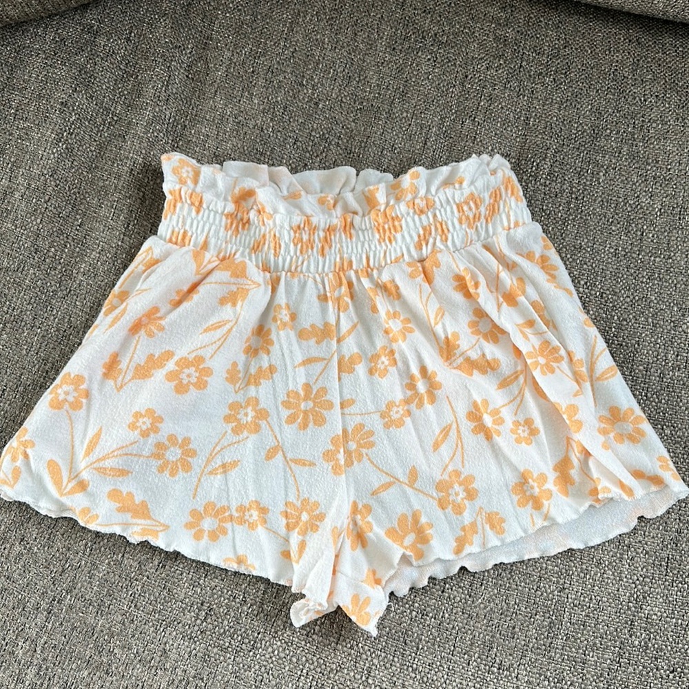 Colsie Shorts with pockets